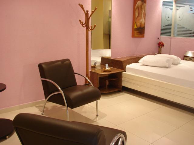 Tititi Motel (Adults Only) Olinda Zimmer foto